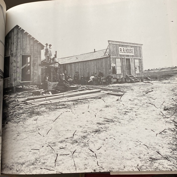 Makin' Tracks The Saga of the Transcontinental Railroad in real photo pictures - Picture 10 of 11